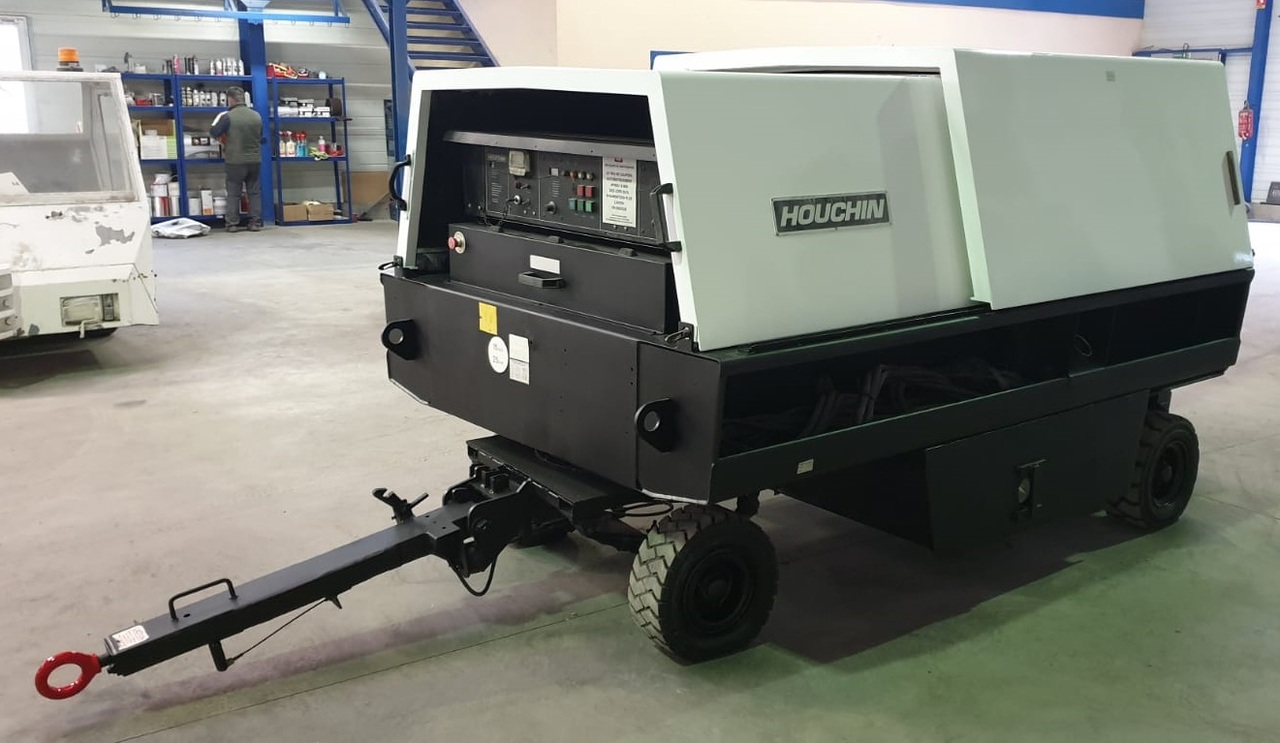 Houchin GPU C690 90KvA+28DC - Ground power unit: picture 2 Houchin GPU C690 90KvA+28DC - Ground power unit: picture 2