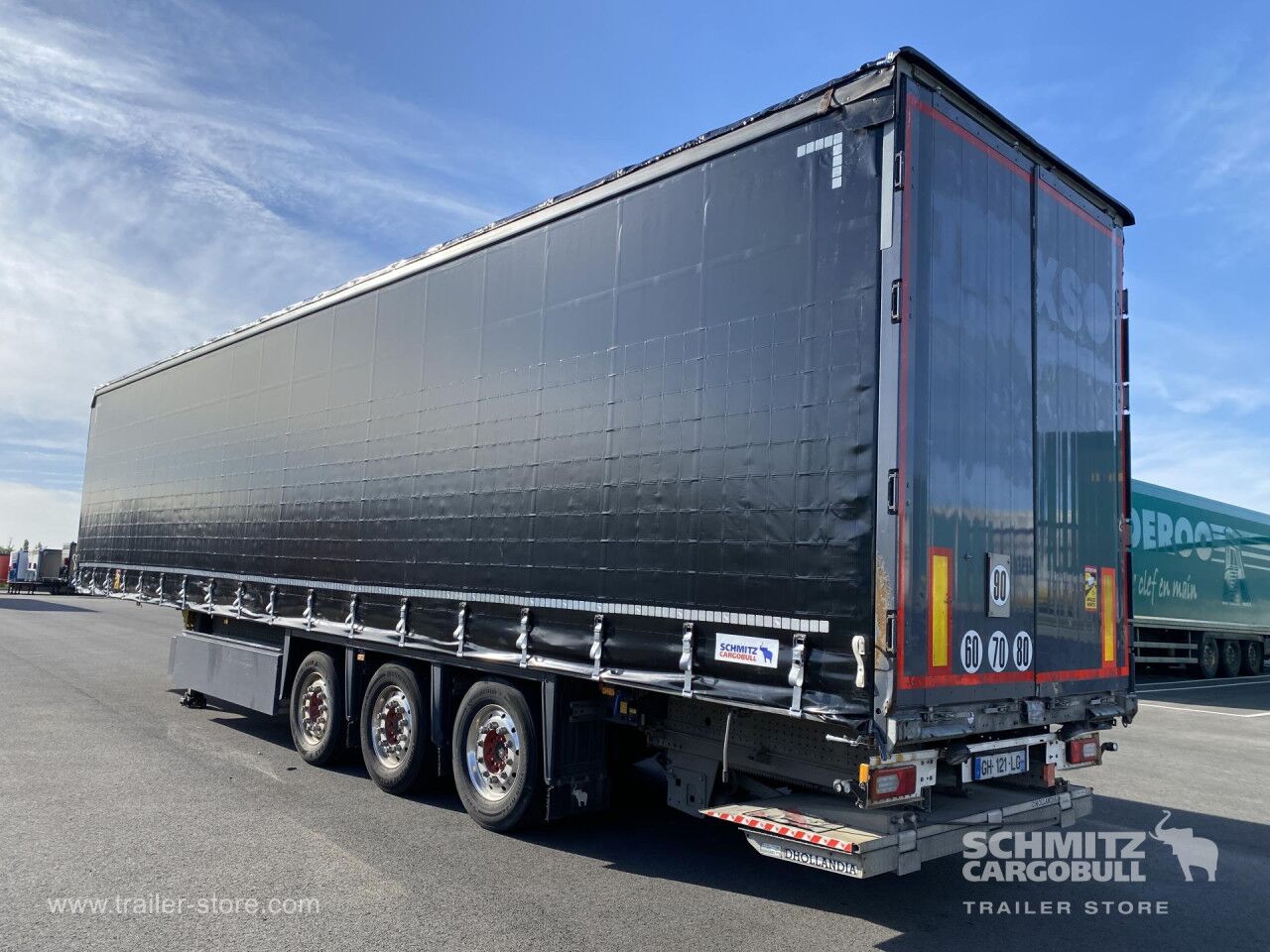SCHMITZ Curtainsider Mega Taillift - Curtainsider semi-trailer: picture 5 SCHMITZ Curtainsider Mega Taillift - Curtainsider semi-trailer: picture 5