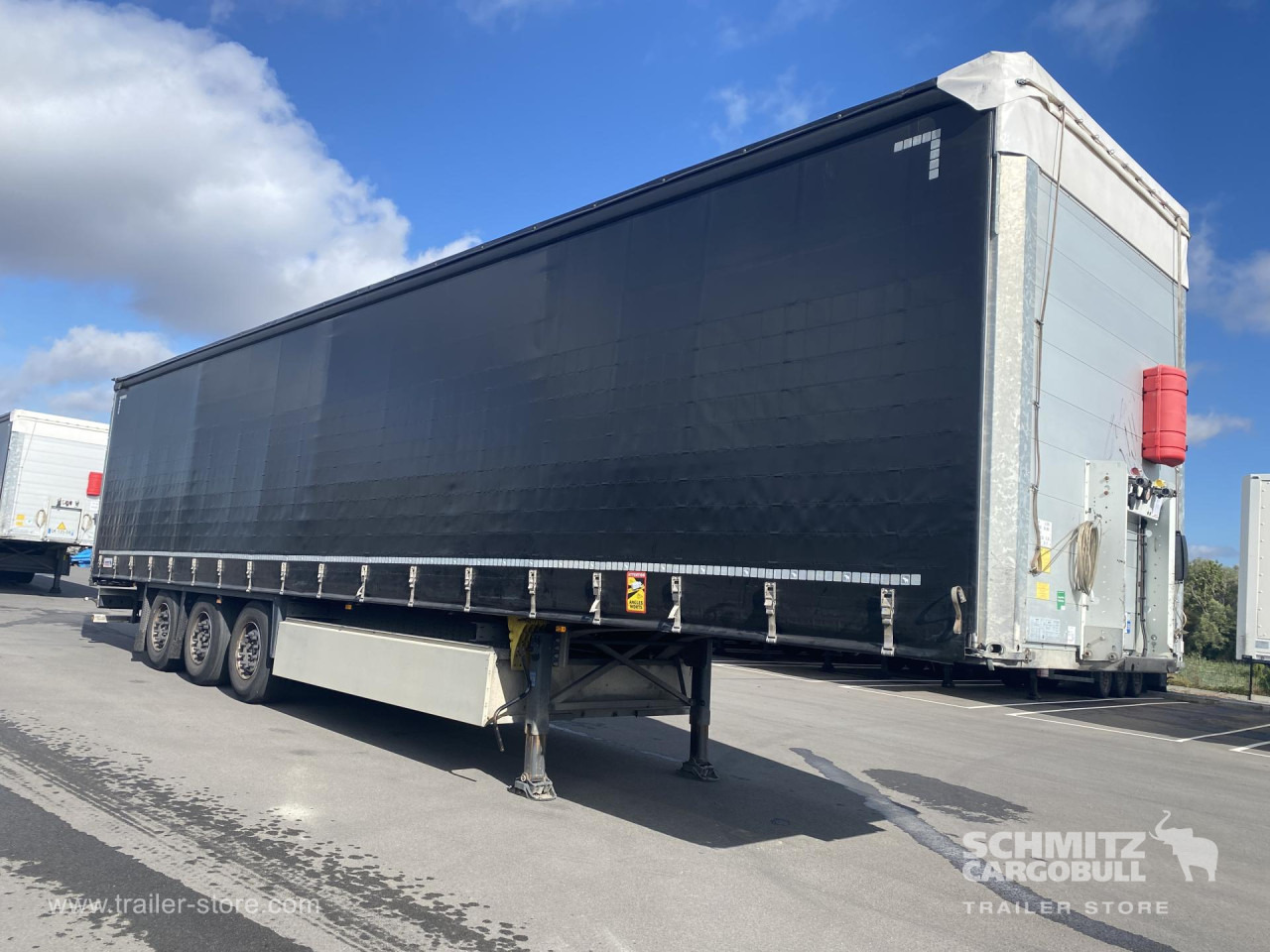 SCHMITZ Curtainsider Standard - Curtainsider semi-trailer: picture 1 SCHMITZ Curtainsider Standard - Curtainsider semi-trailer: picture 1