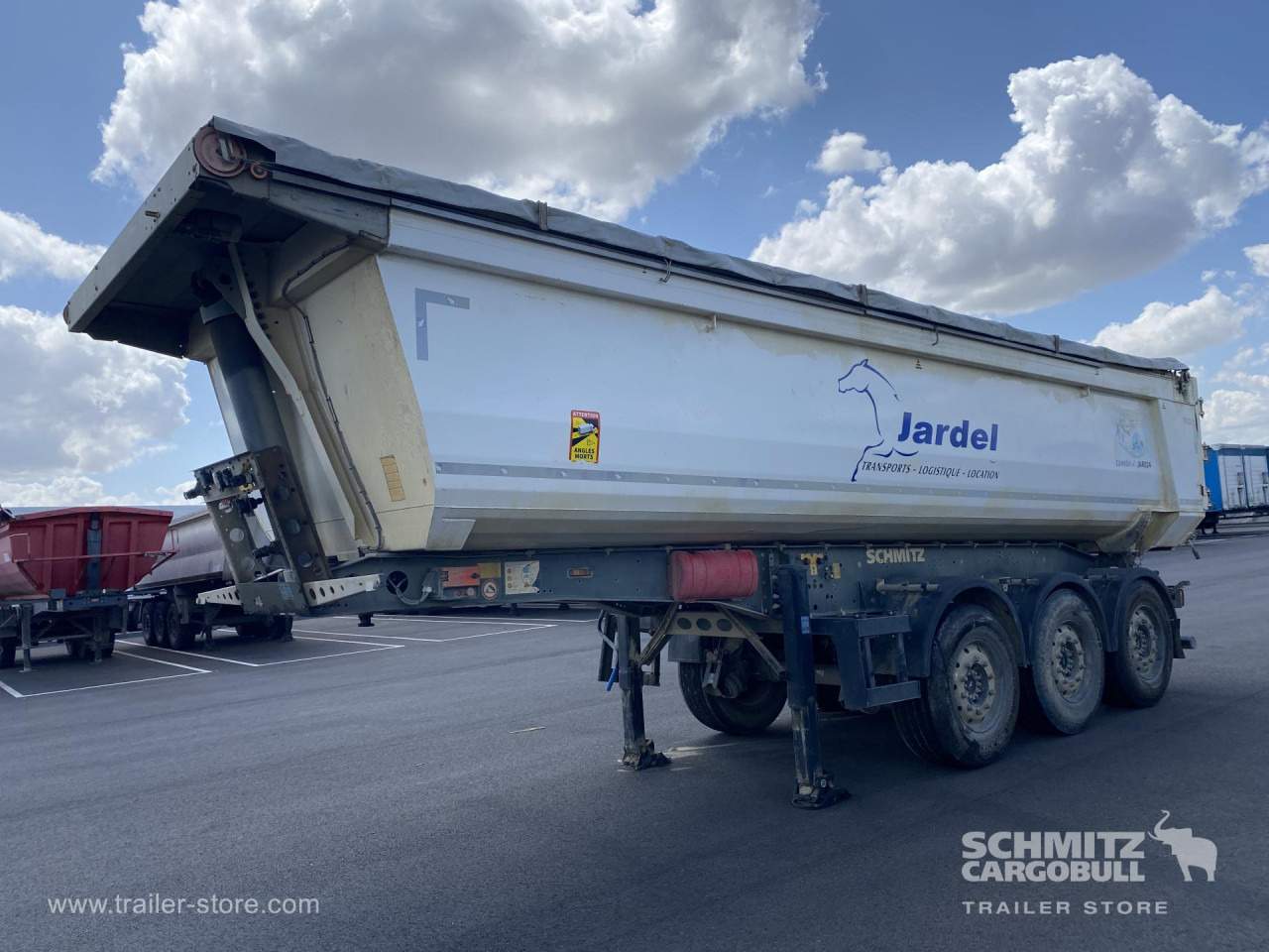 Leasing of SCHMITZ Tipper Steel half pipe body 24m³ SCHMITZ Tipper Steel half pipe body 24m³: picture 7