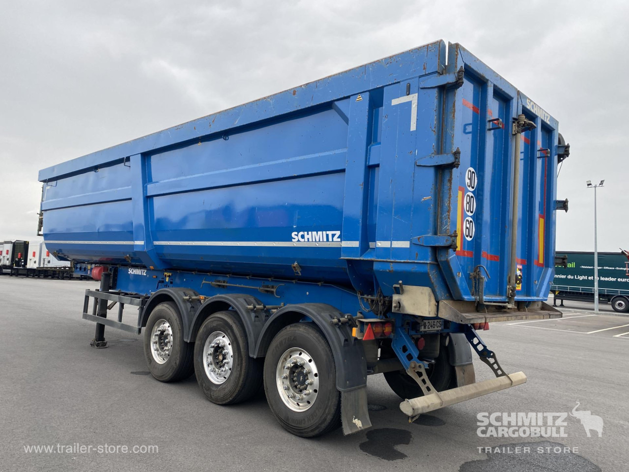 SCHMITZ Tipper Steel half pipe body 46m³ - Tipper semi-trailer: picture 3 SCHMITZ Tipper Steel half pipe body 46m³ - Tipper semi-trailer: picture 3