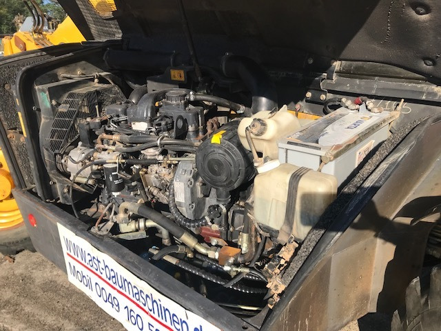 Telescopic handler KOMATSU WH713-1 Turbo: picture 8 Telescopic handler KOMATSU WH713-1 Turbo: picture 8