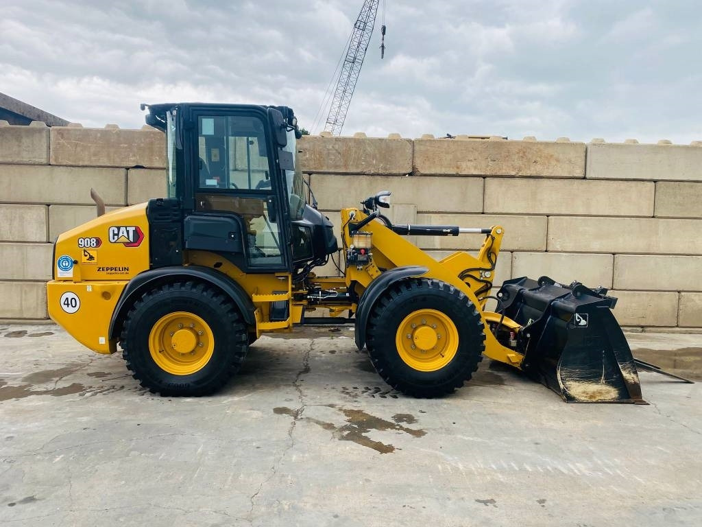 CAT 908-14a  - Wheel loader: picture 2 CAT 908-14a  - Wheel loader: picture 2