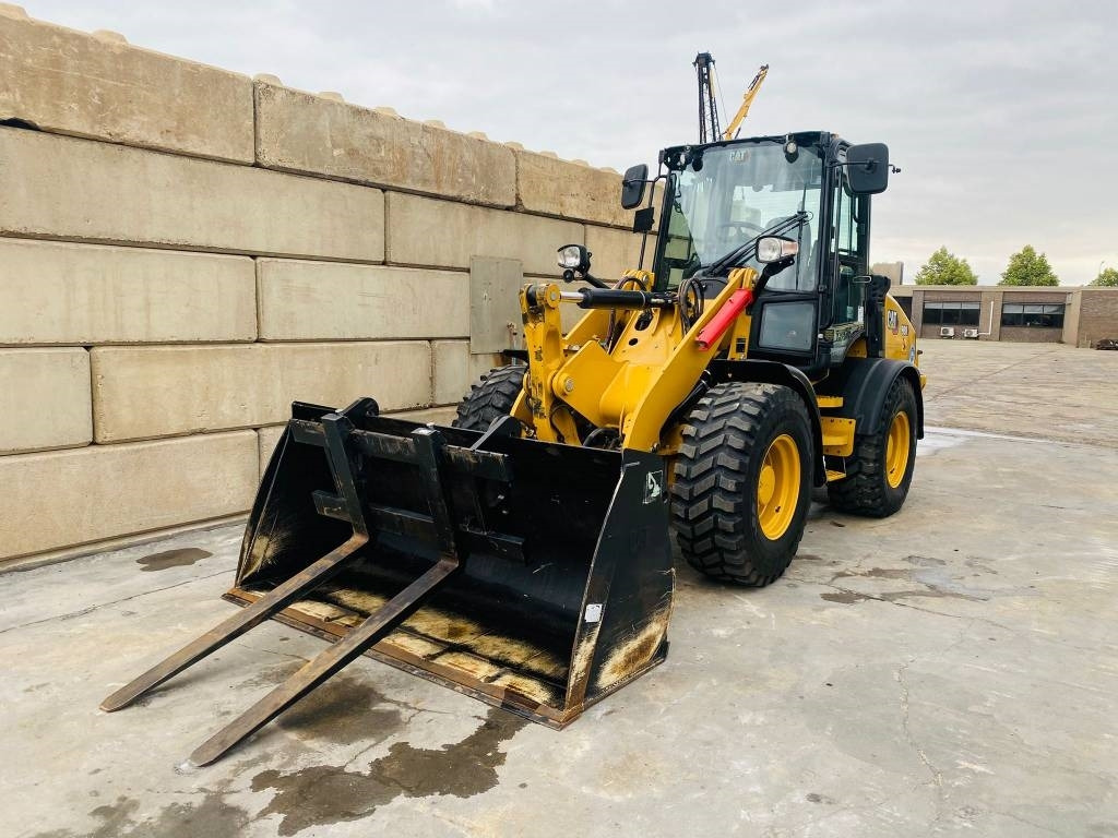 CAT 908-14a  - Wheel loader: picture 3 CAT 908-14a  - Wheel loader: picture 3