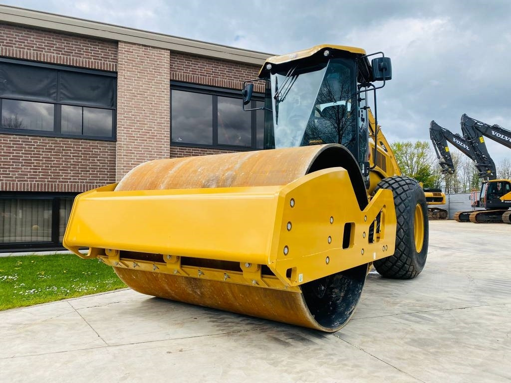 CAT CS 10 GC - Compactor: picture 3 CAT CS 10 GC - Compactor: picture 3