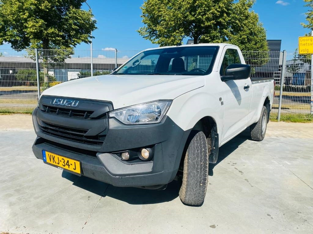 Isuzu D-Max Socage - Car: picture 1 Isuzu D-Max Socage - Car: picture 1