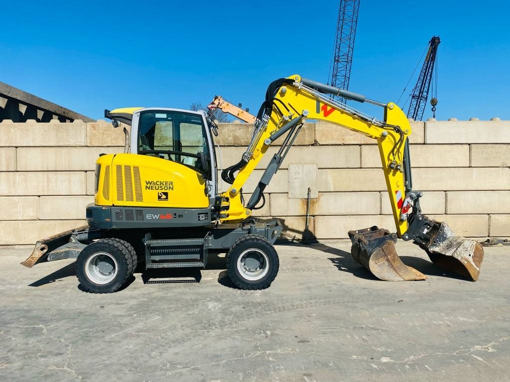 Wacker Neuson EW 65 - Wheel excavator: picture 2 Wacker Neuson EW 65 - Wheel excavator: picture 2