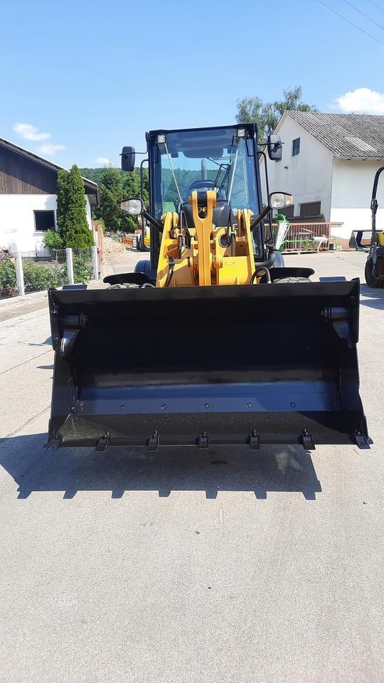 Cat 908M Radlader Hoflader Lader Schaufellader - Compact loader: picture 2 Cat 908M Radlader Hoflader Lader Schaufellader - Compact loader: picture 2