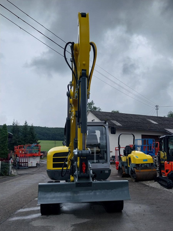 Neuson 8003, 80, 90 - Mini excavator: picture 2 Neuson 8003, 80, 90 - Mini excavator: picture 2