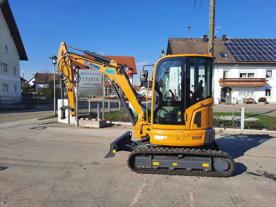 Neuen XCMG XE35E Komatsu Minibagger 4,2 to MS 03 - Mini excavator: picture 1 Neuen XCMG XE35E Komatsu Minibagger 4,2 to MS 03 - Mini excavator: picture 1