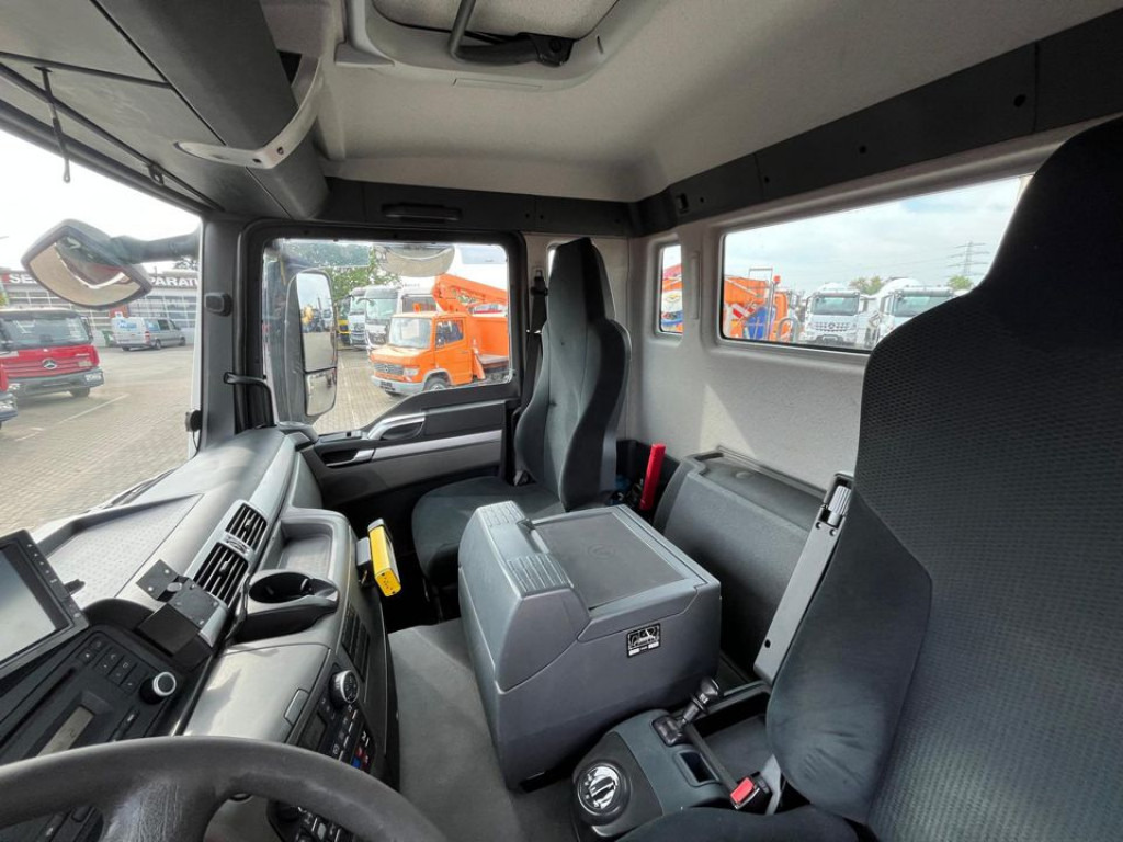 MAN TG-S 26.400 6x2 BL Absetzkipper Meiller Funk - Skip loader truck: picture 2 MAN TG-S 26.400 6x2 BL Absetzkipper Meiller Funk - Skip loader truck: picture 2