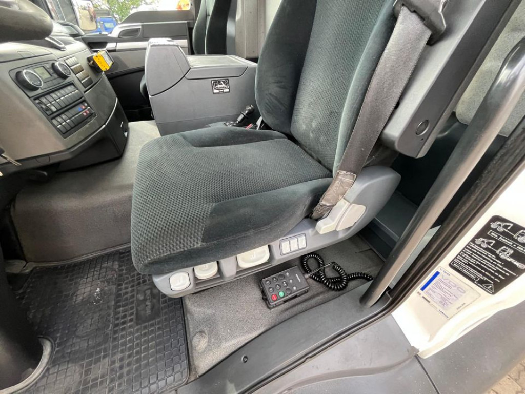 MAN TG-S 26.400 6x2 BL Absetzkipper Meiller Funk - Skip loader truck: picture 3 MAN TG-S 26.400 6x2 BL Absetzkipper Meiller Funk - Skip loader truck: picture 3