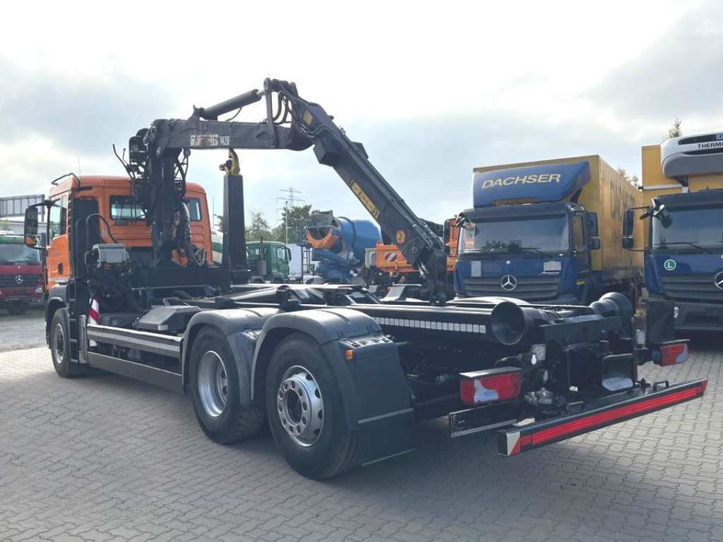 Hook lift truck, Crane truck MAN TG-S 26.400 6x4H-2 BL Abrollkipper mit Kran Lift Lenk: picture 7