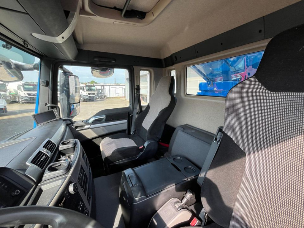 MAN TG-S 26.500 6x6 BB 3-Achs Allradkipper Bordmatik - Tipper: picture 4 MAN TG-S 26.500 6x6 BB 3-Achs Allradkipper Bordmatik - Tipper: picture 4