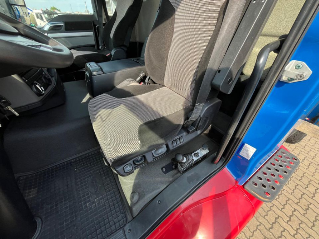 MAN TG-S 26.500 6x6 BB 3-Achs Allradkipper Bordmatik - Tipper: picture 5 MAN TG-S 26.500 6x6 BB 3-Achs Allradkipper Bordmatik - Tipper: picture 5