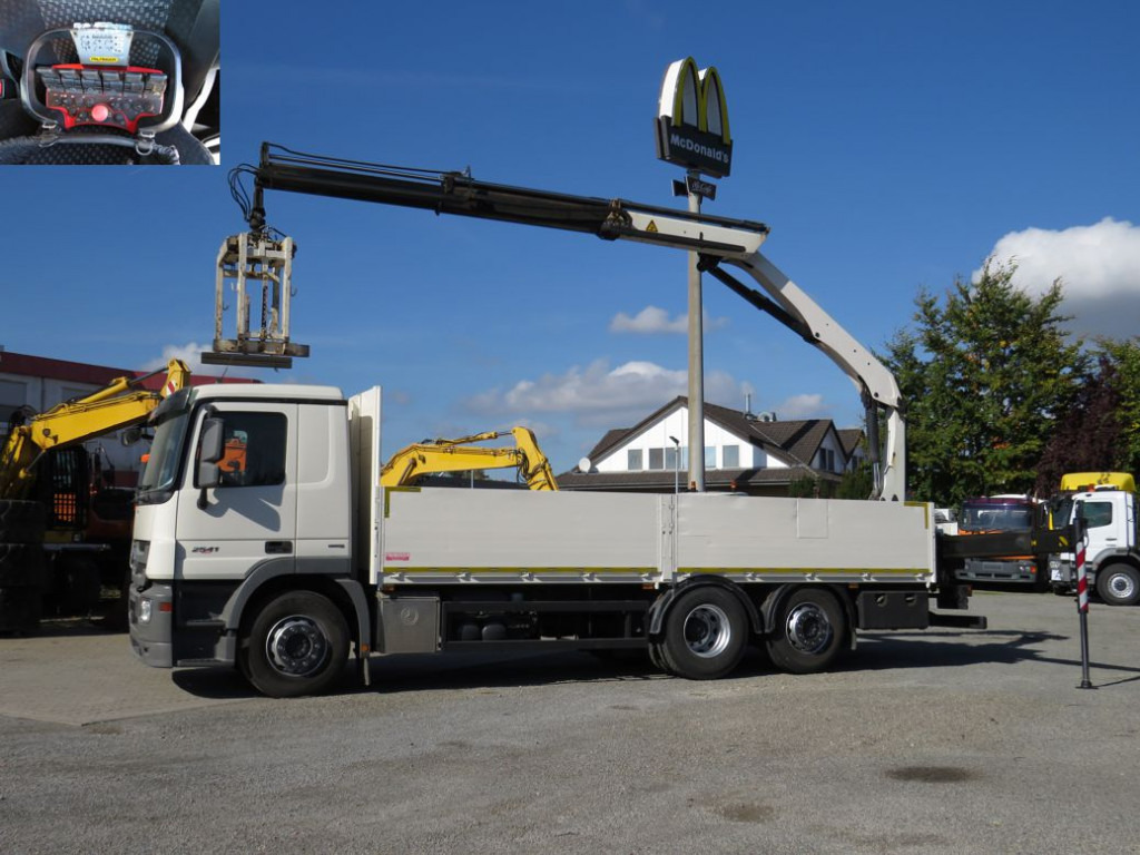 Dropside/ Flatbed truck, Crane truck MERCEDES-BENZ Actros 2541 L6x2 Pritsche Heckkran Funk: picture 7 Dropside/ Flatbed truck, Crane truck MERCEDES-BENZ Actros 2541 L6x2 Pritsche Heckkran Funk: picture 7
