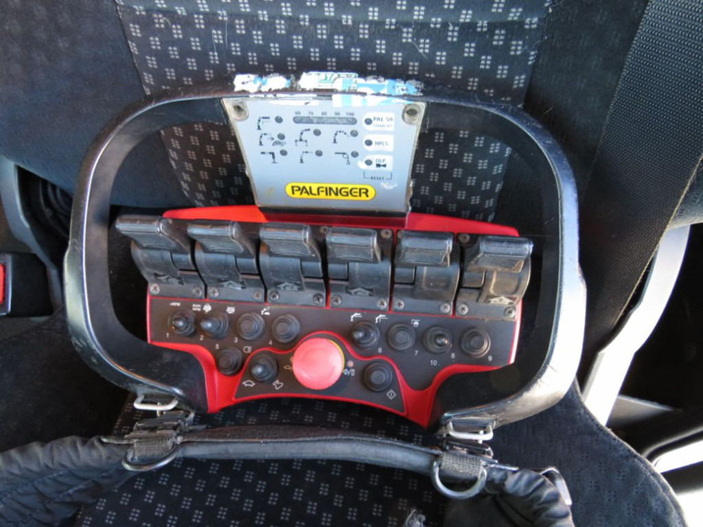 Dropside/ Flatbed truck, Crane truck MERCEDES-BENZ Actros 2541 L6x2 Pritsche Heckkran Funk: picture 13 Dropside/ Flatbed truck, Crane truck MERCEDES-BENZ Actros 2541 L6x2 Pritsche Heckkran Funk: picture 13