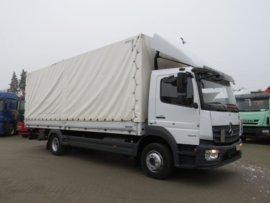 MERCEDES-BENZ Atego 1224 L Pritsche LBW LBW 1.5to - Curtainsider truck: picture 1 MERCEDES-BENZ Atego 1224 L Pritsche LBW LBW 1.5to - Curtainsider truck: picture 1