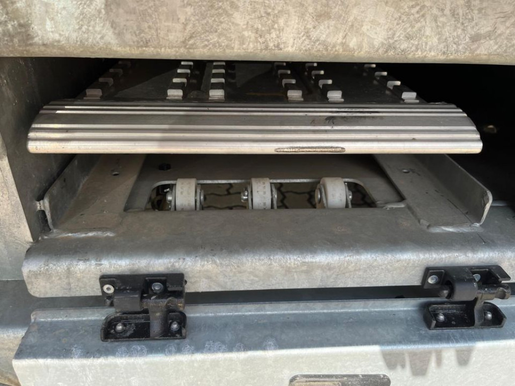 MOESLEIN Tandemkippanhänger TDS Kippanhänger 11 - Tipper trailer: picture 3 MOESLEIN Tandemkippanhänger TDS Kippanhänger 11 - Tipper trailer: picture 3