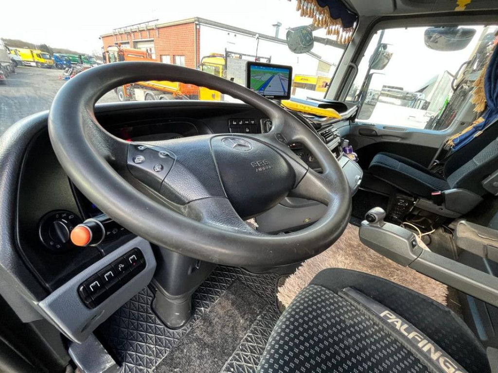 Mercedes-Benz Actros 2541 Pritsche Heckkran Palfinger PK 40002 - Crane truck: picture 5 Mercedes-Benz Actros 2541 Pritsche Heckkran Palfinger PK 40002 - Crane truck: picture 5