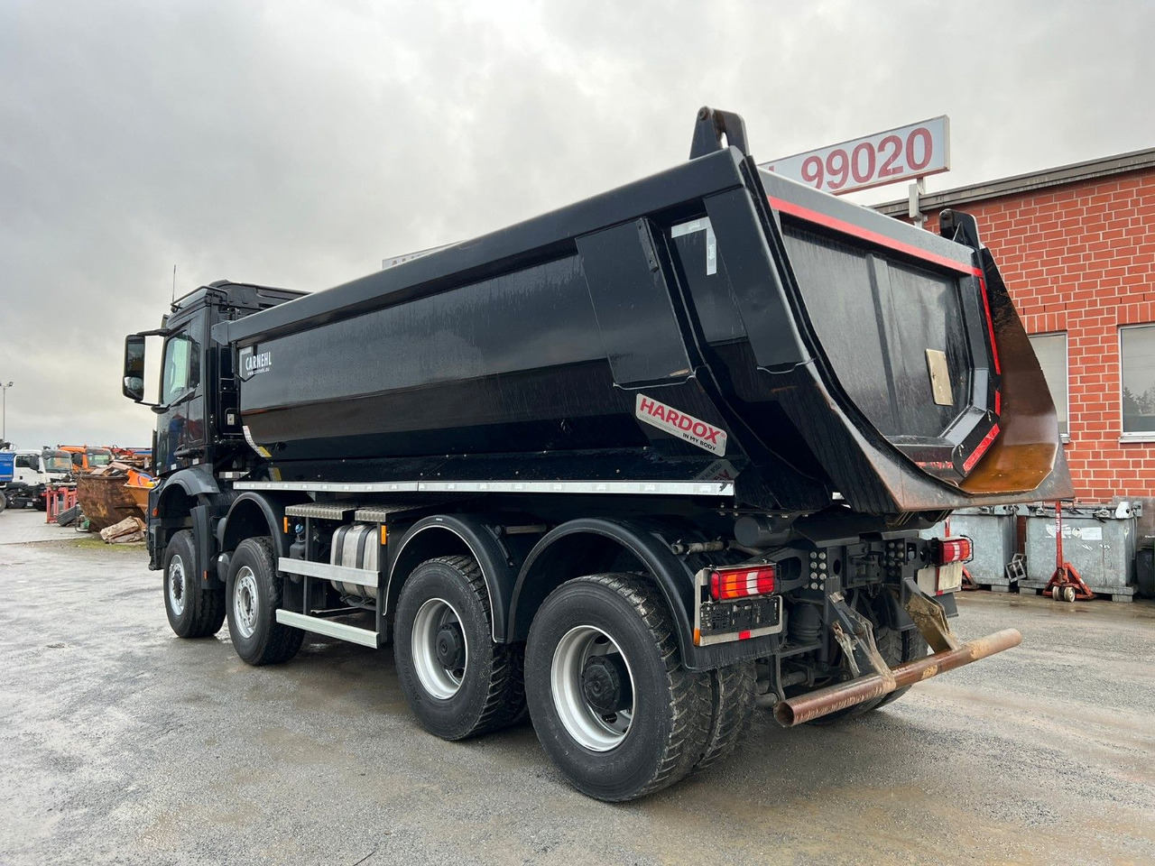 Mercedes-Benz Arocs 4145 8x6 Mudenkipper - Tipper: picture 3 Mercedes-Benz Arocs 4145 8x6 Mudenkipper - Tipper: picture 3