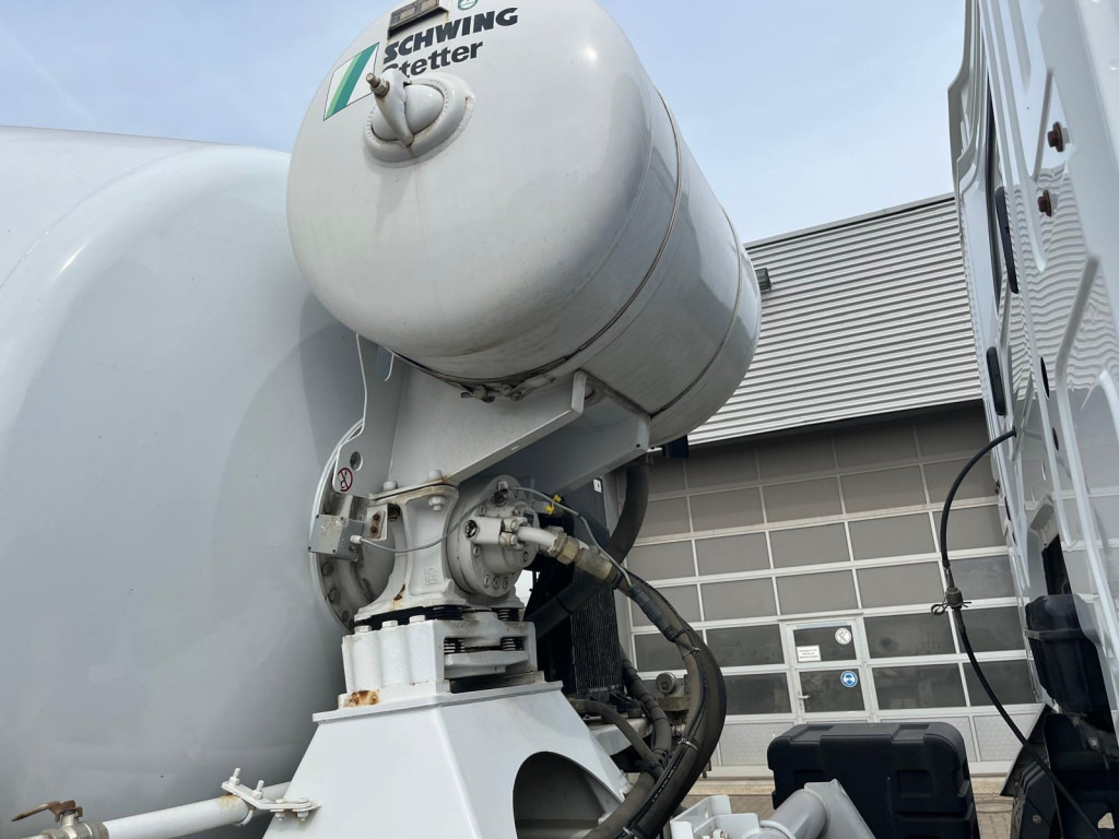 MERCEDES-BENZ Arocs 3240 B 8x4 Betonmischer Deutsch Top AP Achsen - Truck: picture 4 MERCEDES-BENZ Arocs 3240 B 8x4 Betonmischer Deutsch Top AP Achsen - Truck: picture 4