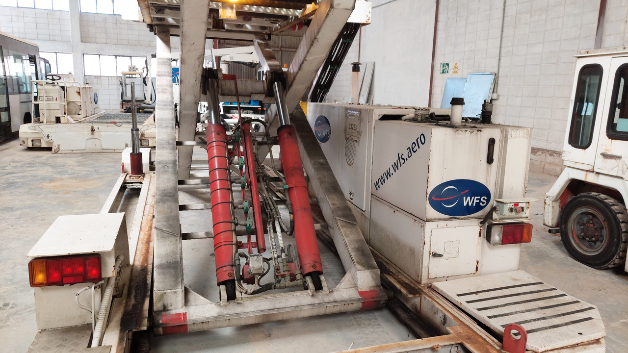 Aircraft cargo loader CLT-8 Speedloader FMC: picture 8 Aircraft cargo loader CLT-8 Speedloader FMC: picture 8