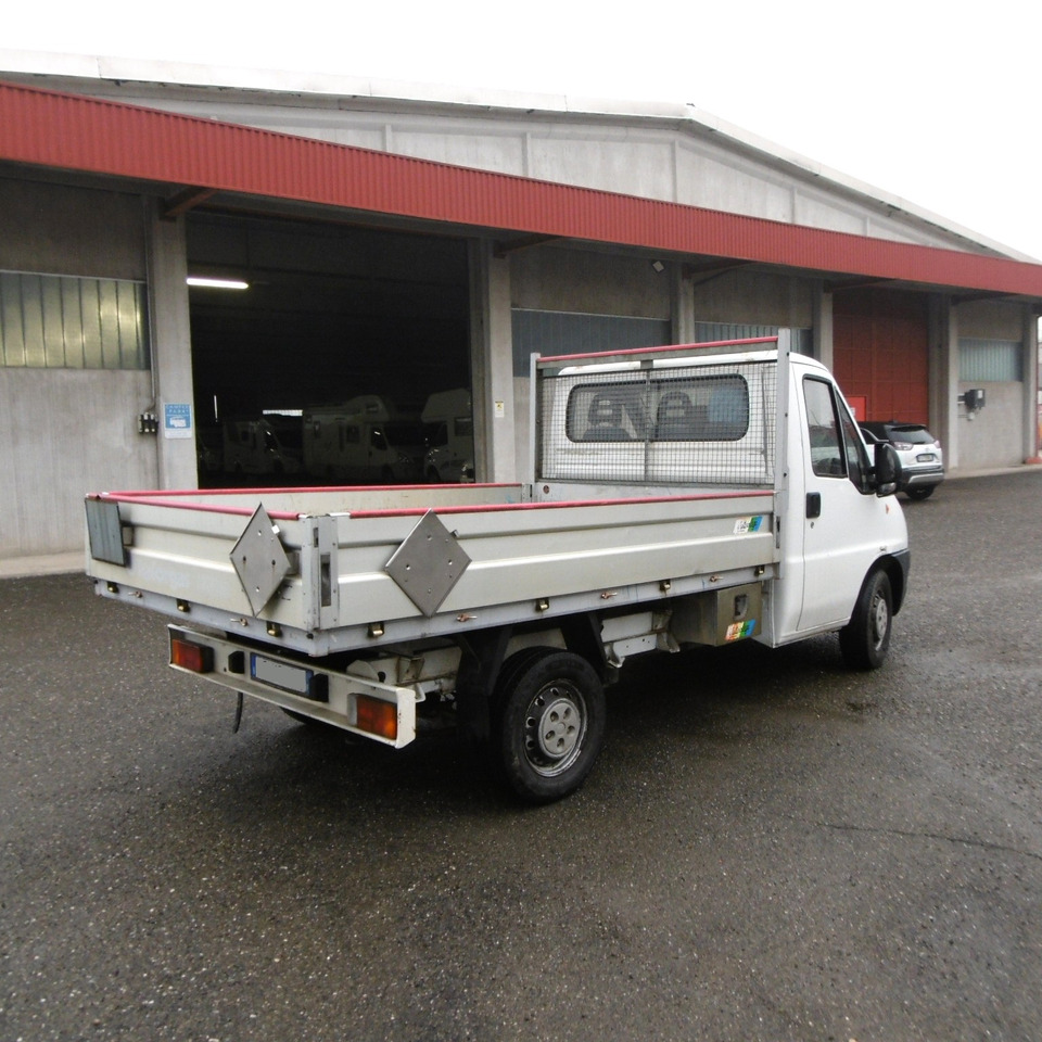 FIAT Ducato 35.12 - Flatbed van: picture 2 FIAT Ducato 35.12 - Flatbed van: picture 2