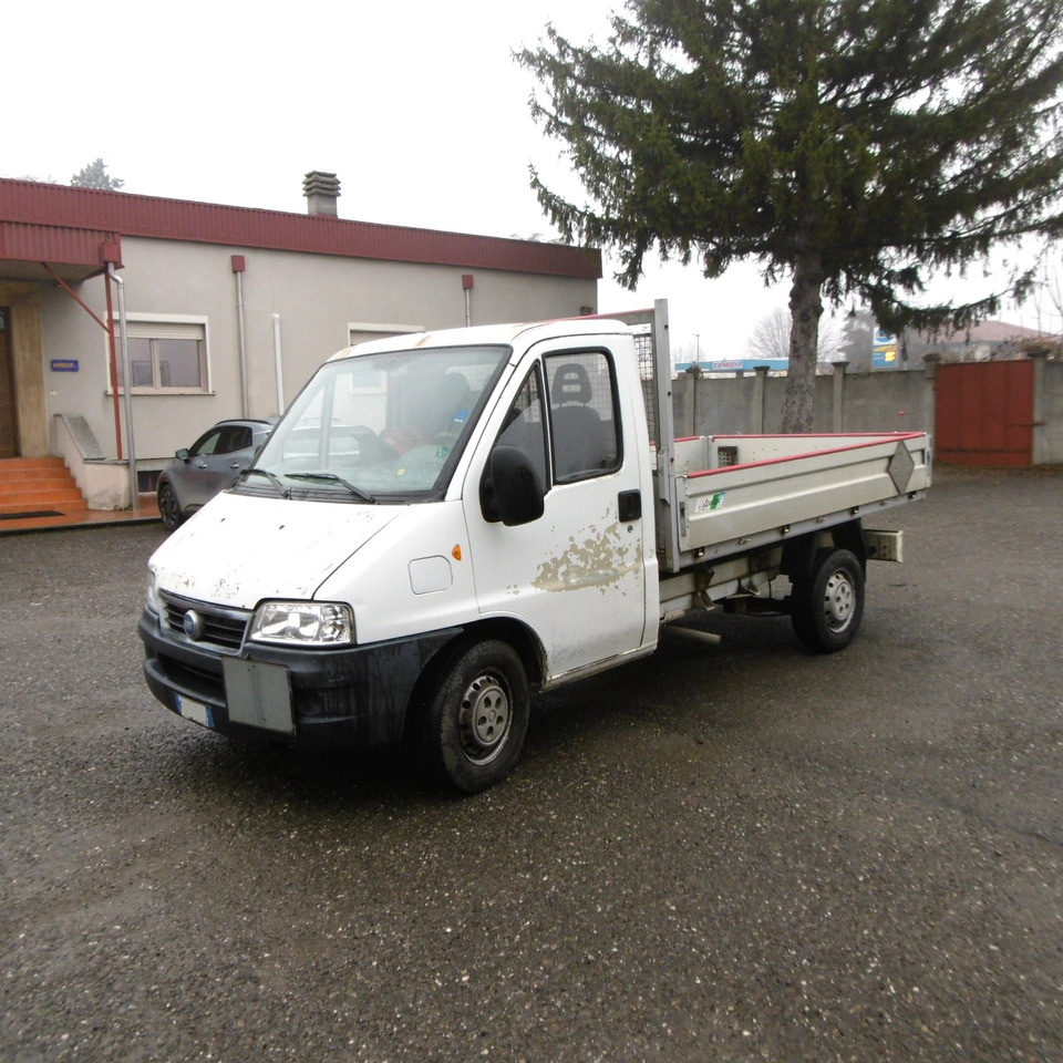 FIAT Ducato 35.12 - Flatbed van: picture 3 FIAT Ducato 35.12 - Flatbed van: picture 3