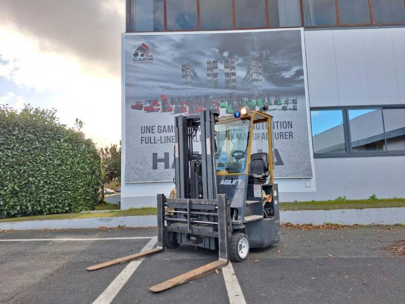 Amlift AGILIFT 25-12-49 - 4-way reach truck: picture 1 Amlift AGILIFT 25-12-49 - 4-way reach truck: picture 1