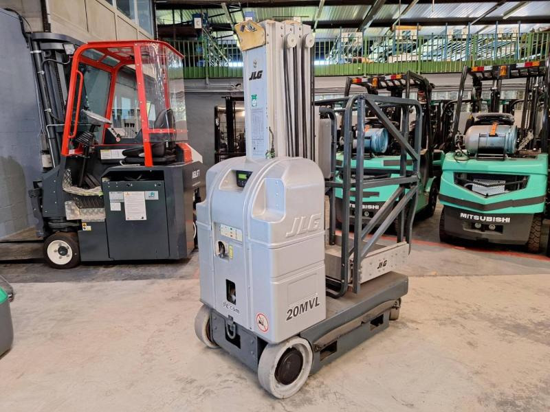 JLG 20MVL - Vertical mast lift: picture 5 JLG 20MVL - Vertical mast lift: picture 5