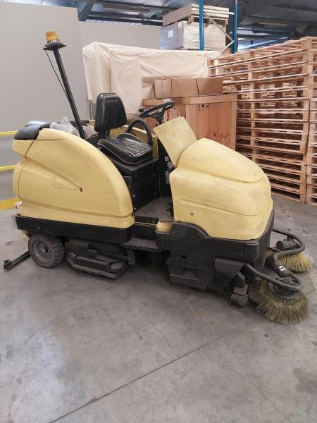 Kärcher BD100/25 - Road sweeper: picture 1 Kärcher BD100/25 - Road sweeper: picture 1