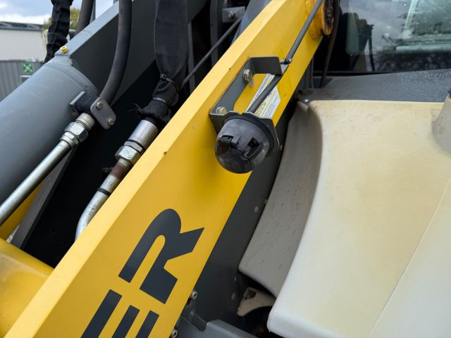 Wheel loader Kramer 8085 Ecospeed, Bj. 16, 3700 BH, Schaufel, Gabel: picture 7 Wheel loader Kramer 8085 Ecospeed, Bj. 16, 3700 BH, Schaufel, Gabel: picture 7