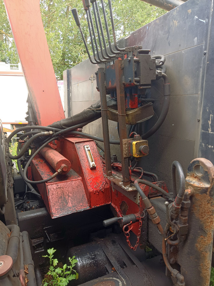 PALFINGER - Loader crane for Truck: picture 3 PALFINGER - Loader crane for Truck: picture 3