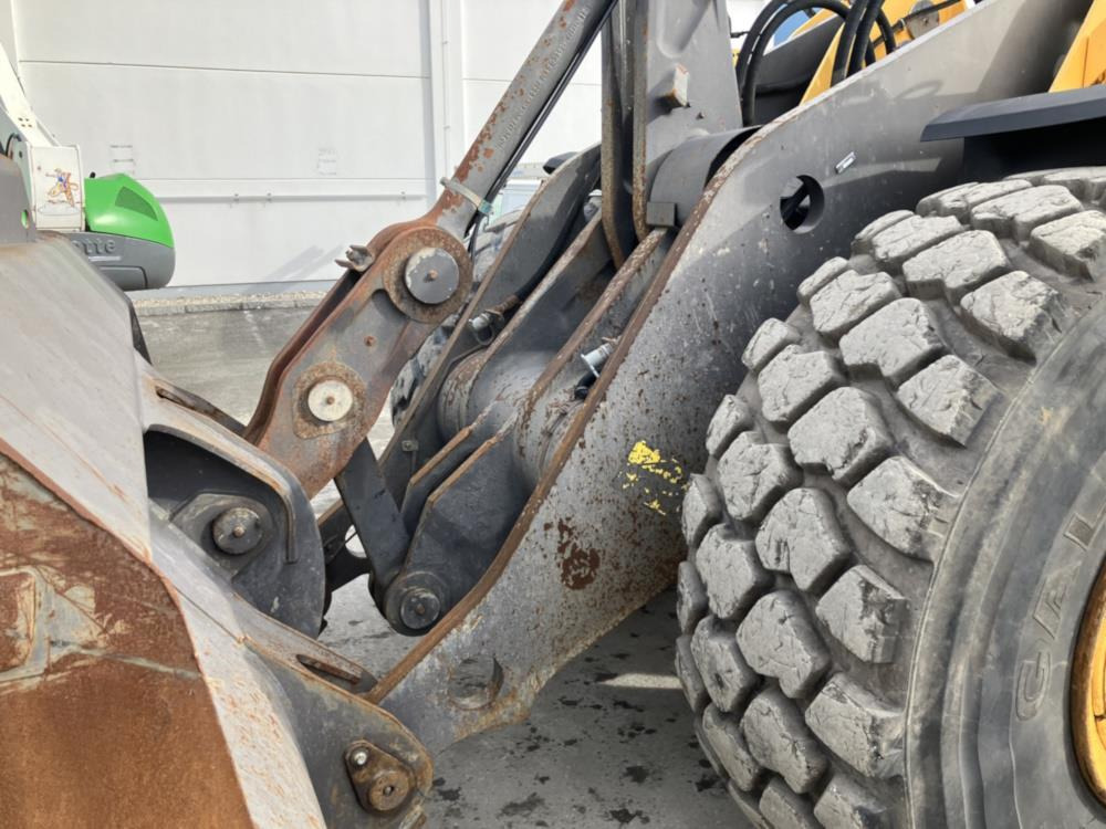 Wheel loader Volvo L180H: picture 12 Wheel loader Volvo L180H: picture 12