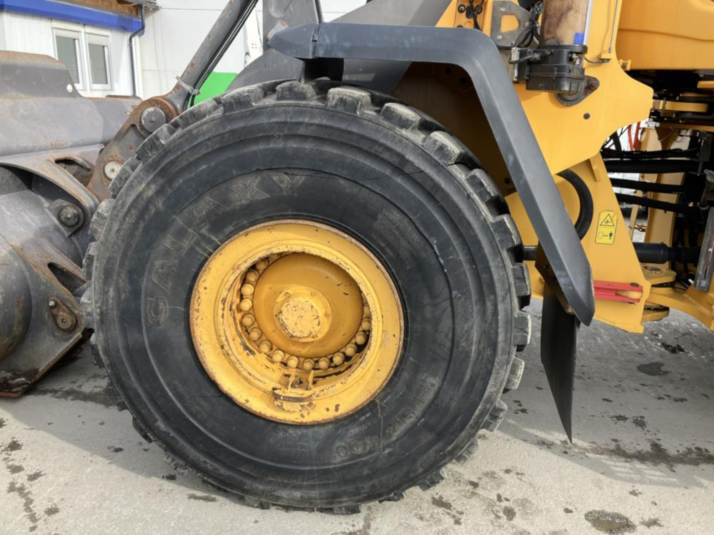 Wheel loader Volvo L180H: picture 9 Wheel loader Volvo L180H: picture 9