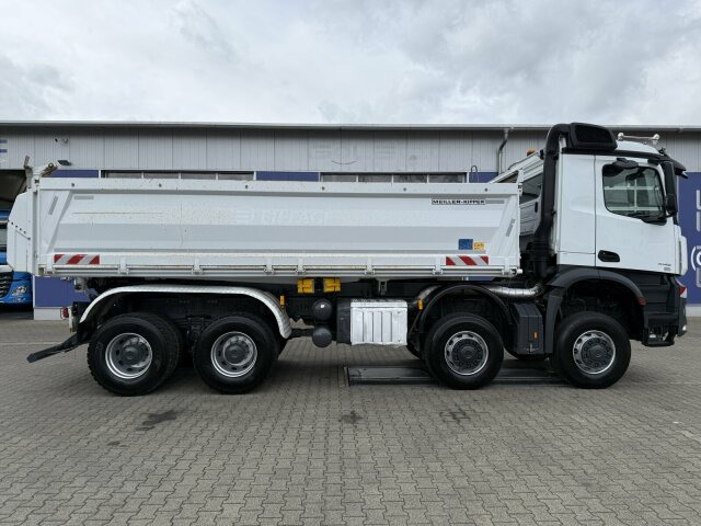 Tipper Mercedes-Benz 4145 8x8 Meiler Dreiseitenkipper Bordmatik: picture 11
