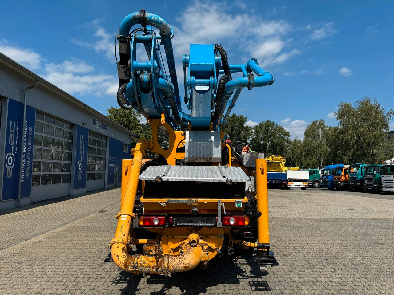 Mercedes-Benz AROCS 2646 6x4 Euro 6 Betonpumpe Schwing S 38 SX - Concrete pump truck: picture 5 Mercedes-Benz AROCS 2646 6x4 Euro 6 Betonpumpe Schwing S 38 SX - Concrete pump truck: picture 5