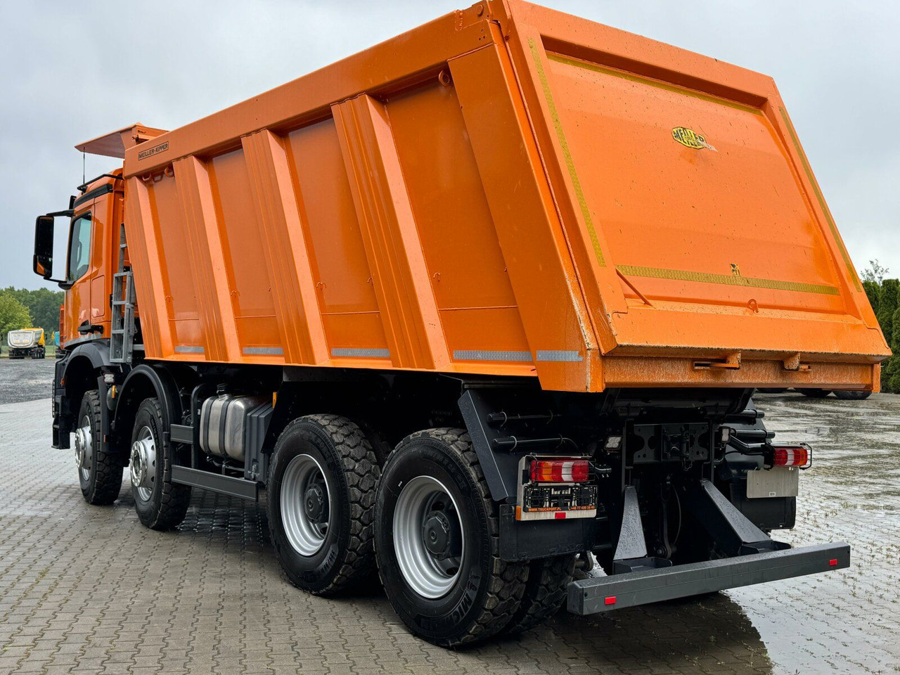 Mercedes-Benz AROCS 4851 8x6 Euro 6 Gesteinkipper MEILLER - Tipper: picture 5 Mercedes-Benz AROCS 4851 8x6 Euro 6 Gesteinkipper MEILLER - Tipper: picture 5