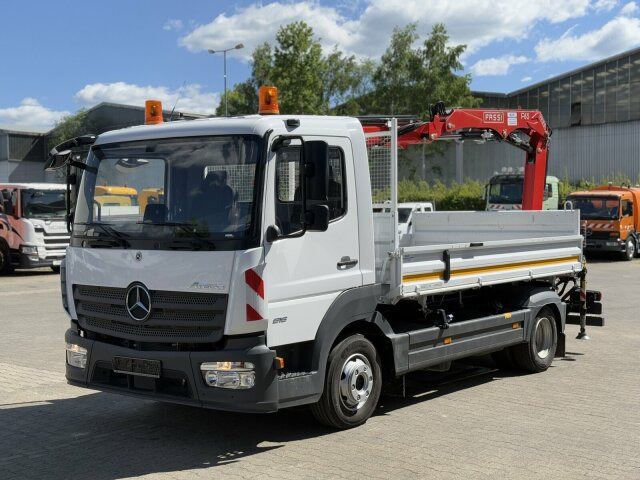 Mercedes-Benz ATEGO 818 4x2 Euro 6 Kipper Kran FASSI F65B.0.22 - Tipper van: picture 3 Mercedes-Benz ATEGO 818 4x2 Euro 6 Kipper Kran FASSI F65B.0.22 - Tipper van: picture 3
