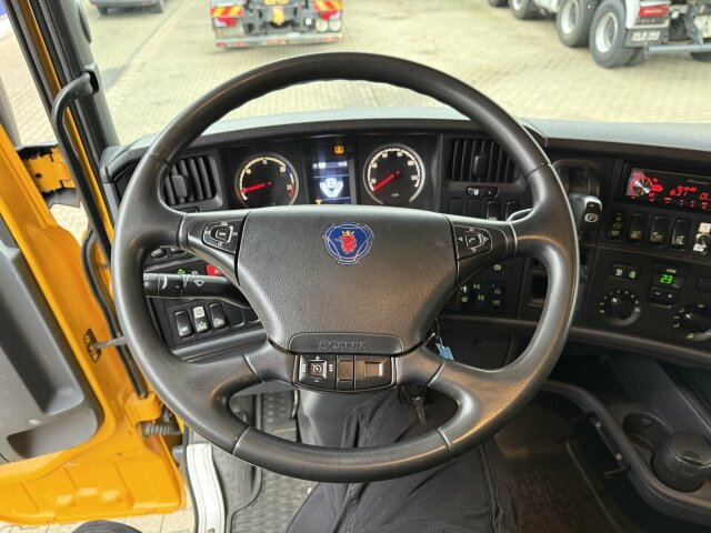 Scania R500 8x4 Kanalreiniger Kombi MÜLLER CM 170 KT - Vacuum truck: picture 2 Scania R500 8x4 Kanalreiniger Kombi MÜLLER CM 170 KT - Vacuum truck: picture 2