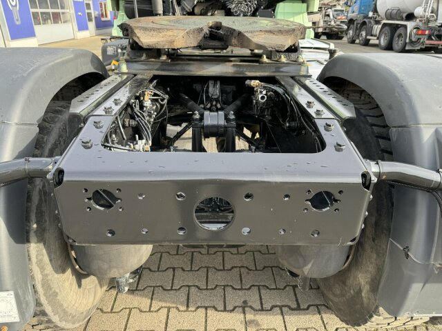 Tractor unit MAN TGS 18.510 4x4 SZM - Kipphyd. Blatt Luft: picture 15 Tractor unit MAN TGS 18.510 4x4 SZM - Kipphyd. Blatt Luft: picture 15