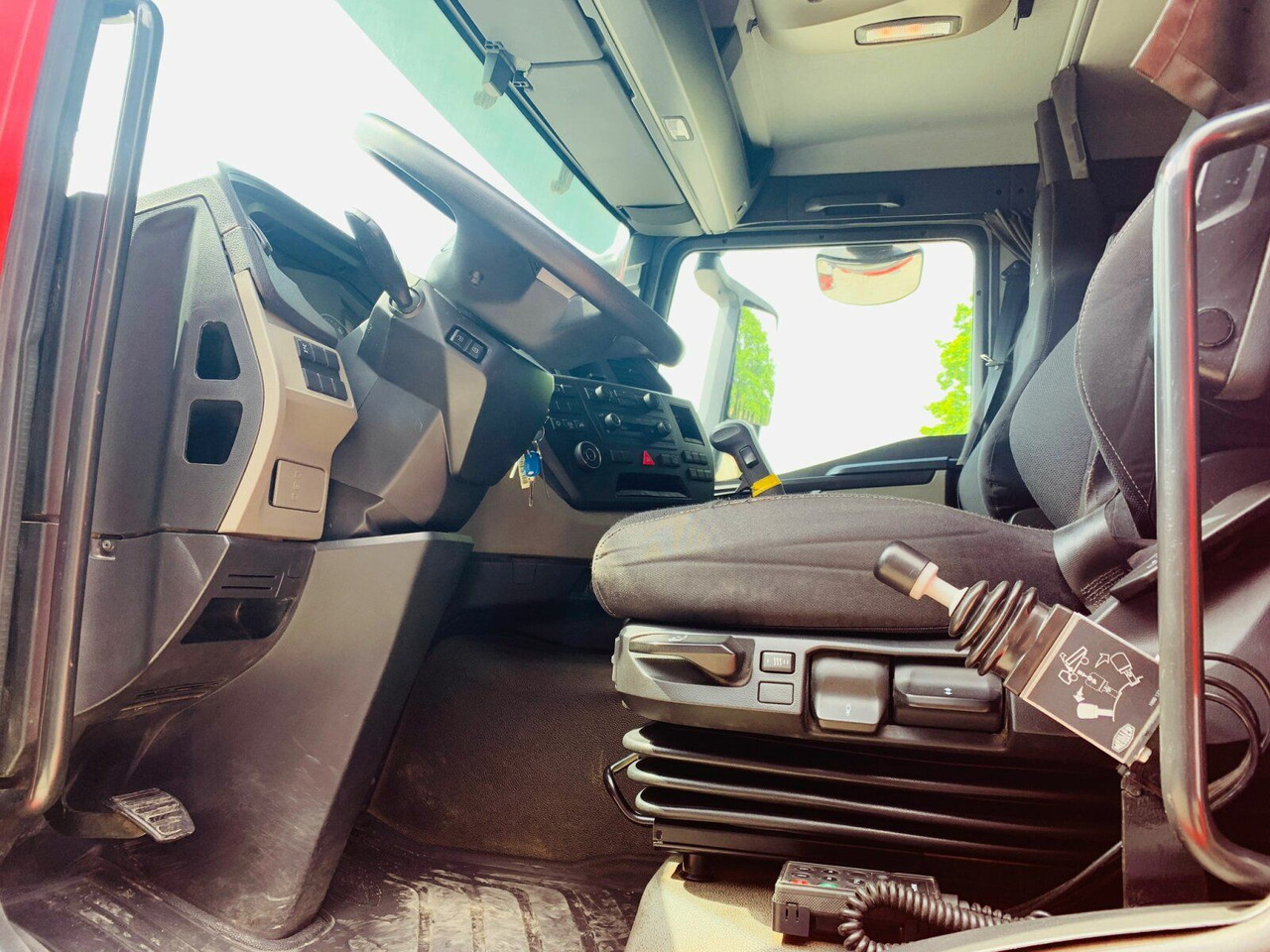 Tractor unit MAN TGS 18.510 4x4 SZM - Kipphyd. Blatt Luft Pritard: picture 12