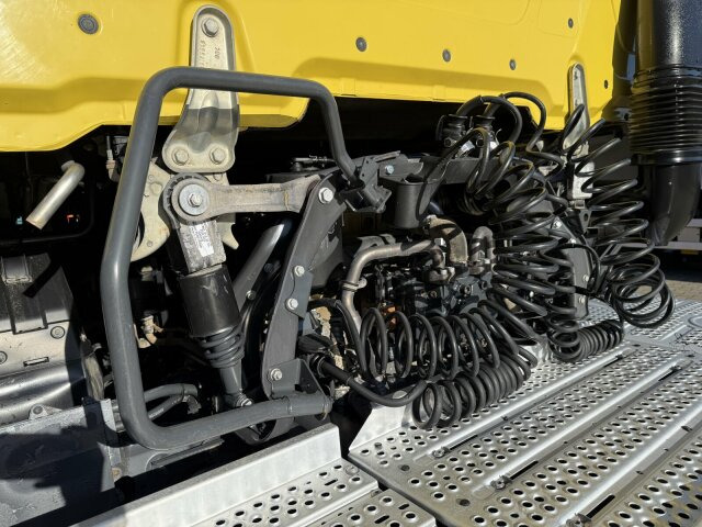 Tractor unit Mercedes-Benz ACTROS 1846 4x4 HAD Eur 6 Kipphydraulik Retarder: picture 6 Tractor unit Mercedes-Benz ACTROS 1846 4x4 HAD Eur 6 Kipphydraulik Retarder: picture 6