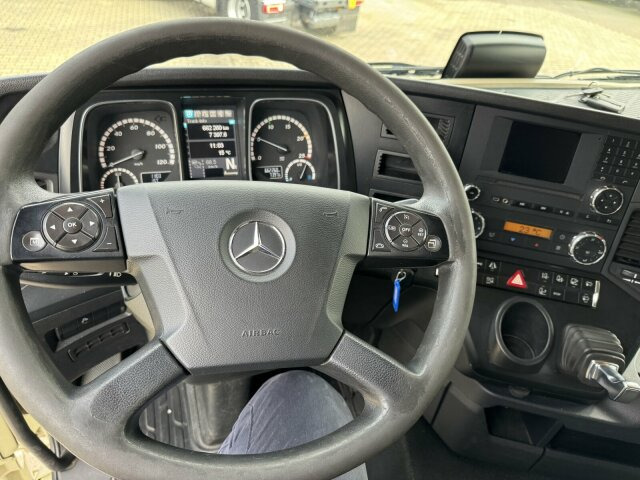 Mercedes-Benz Actros 1840 4x2 SZM Mega *Retarder - Tractor unit: picture 5 Mercedes-Benz Actros 1840 4x2 SZM Mega *Retarder - Tractor unit: picture 5