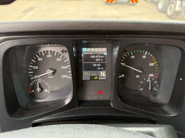 Mercedes-Benz Actros 1843 Sattelzugmaschine 4x2 Kipph. - Tractor unit: picture 2 Mercedes-Benz Actros 1843 Sattelzugmaschine 4x2 Kipph. - Tractor unit: picture 2