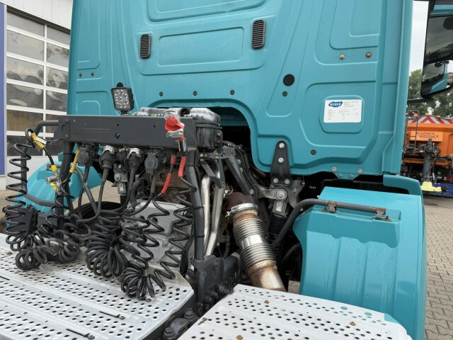 Tractor unit Mercedes-Benz Antos 2136 4x2 SZM Superlight: picture 6