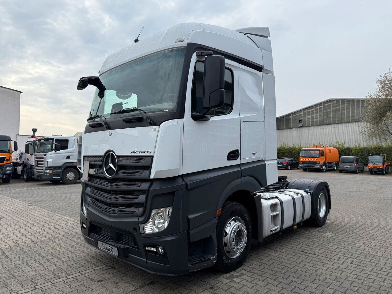 Mercedes-Benz MB Actros 1845 LS Sattelzugmaschine 4x2 - Tractor unit: picture 2 Mercedes-Benz MB Actros 1845 LS Sattelzugmaschine 4x2 - Tractor unit: picture 2