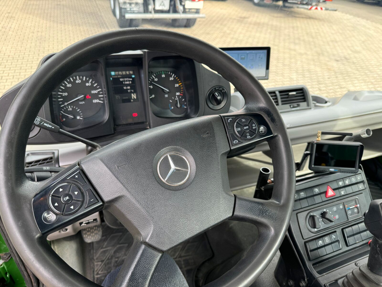 Tipper Unimog U430 Kipper mit Reifendruckregelanlage: picture 20