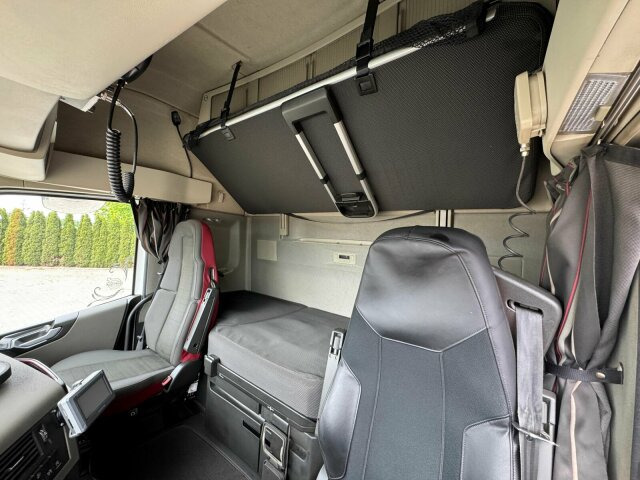 Hook lift truck Volvo FH 540 6x2 Abrollkipper MEILLER RK 26.67: picture 7